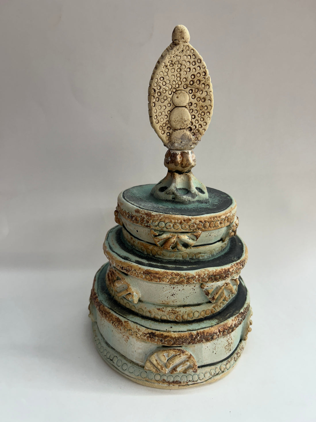 Studio Pottery vs. Production Work: Understanding the Art Behind Ceramics
